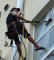 Очистка фасадов - высотные работы в Краснодаре